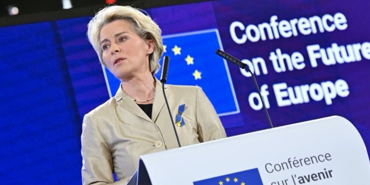 Von der Leyen, Ue