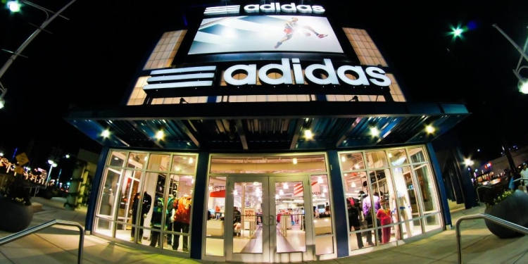 Adidas (Foto: da Pixabay)