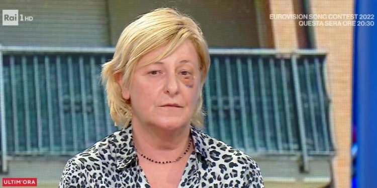 Claudia Cecconello, aggredita dal vicino di casa ad Alessandria (La Vita in Diretta, 2022)