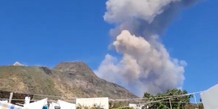 Esplosione Stromboli (Foto: da YouTube)