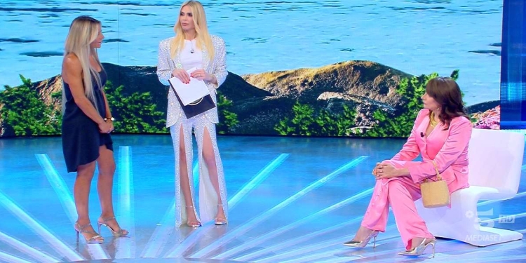 Laura Maddaloni e Vladimir Luxuria, Isola 2022