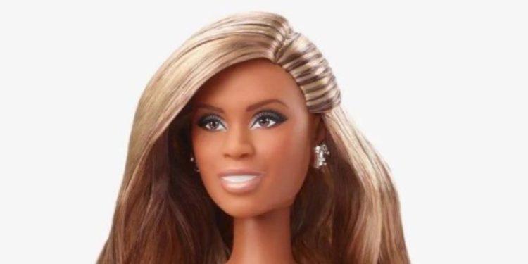 Barbie transgender (foto: Twitter)