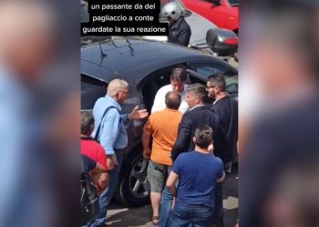 Giuseppe Conte contestato in Sicilia (Foto: screen TikTok)