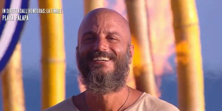 Nicolas Vaporidis vince l'Isola dei famosi 2022