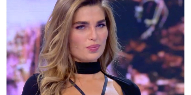 Estefania Bernal a L'isola dei famosi 2022