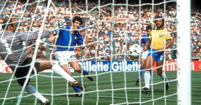 Italia-Brasile ai Mondiali 1982: uno dei tre gol di Rossi