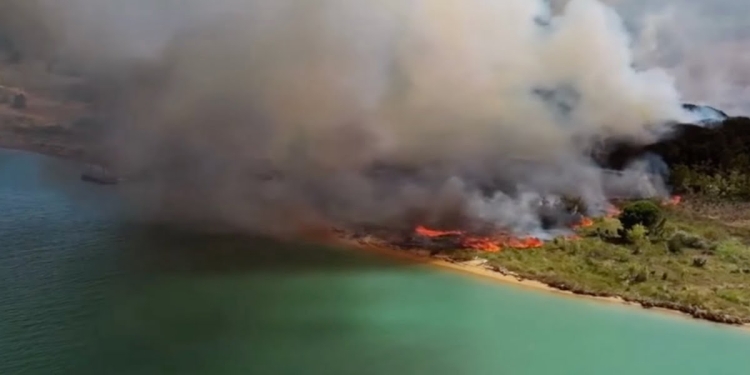 Incendio Bibione (Foto: da YouTube)