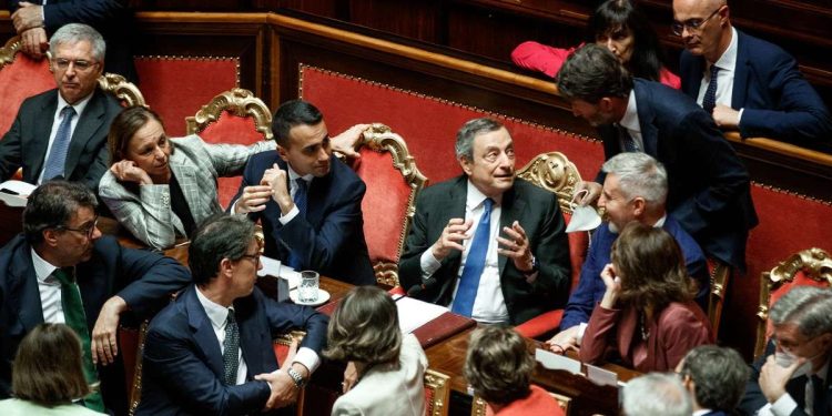 Mario Draghi al Senato (LaPresse)