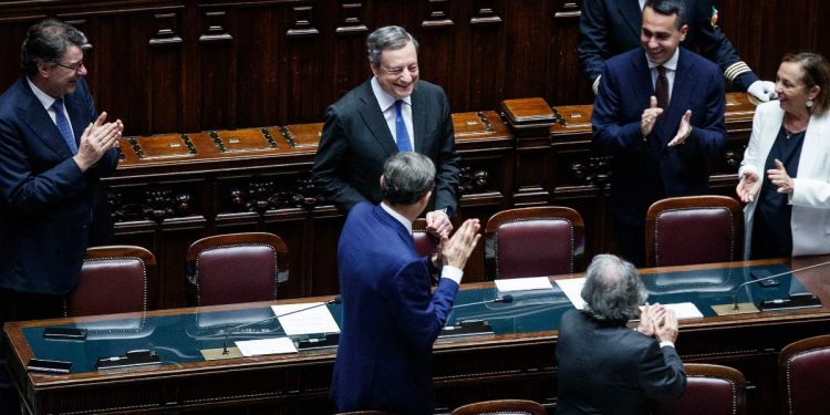 Draghi, dimissioni Camera