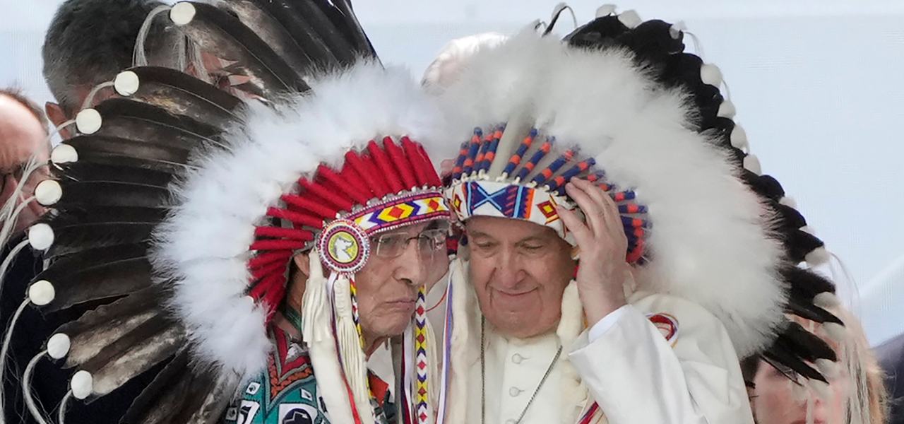 Papa Francesco incontra nativi Canada/ “Chiedo perdono per male fatto dai  cristiani”