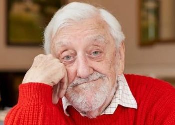 Fonte https://www.instagram.com/bernard_cribbins/