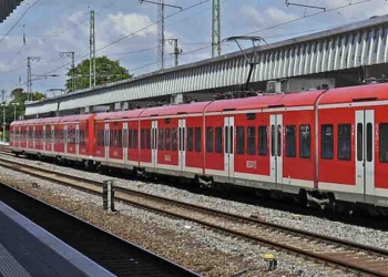 Incendio sulla linea Roma Napoli