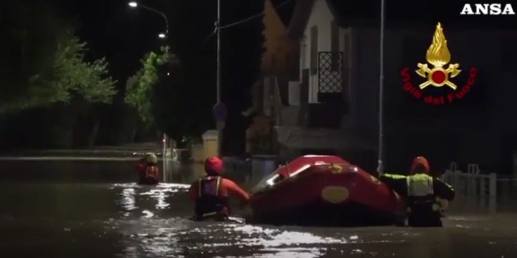 Maltempo nelle Marche, violenta alluvione. (Youtube)