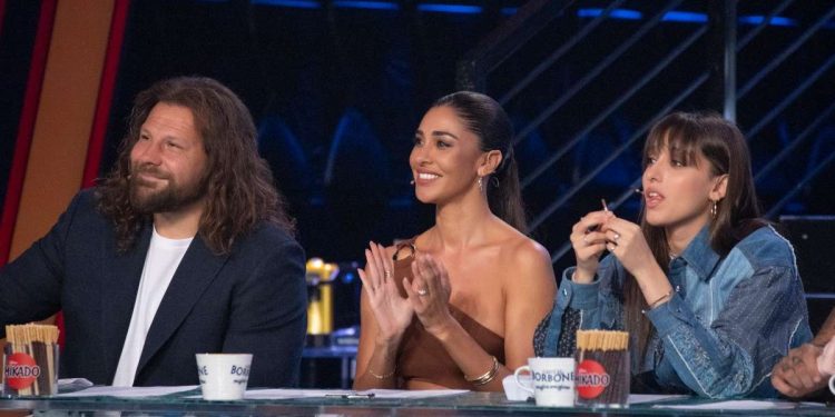 Martin Castrogiovanni, Belen Rodriguez e Giulia Stabile a Tu si que vales 2022