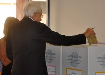 Sergio Mattarella vota alle Elezioni Politiche 2022 (Foto: LaPresse)