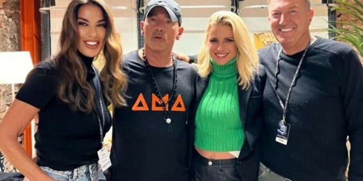 Michelle Hunziker, Eros Ramazzotti e consuoceri
(Foto: web)