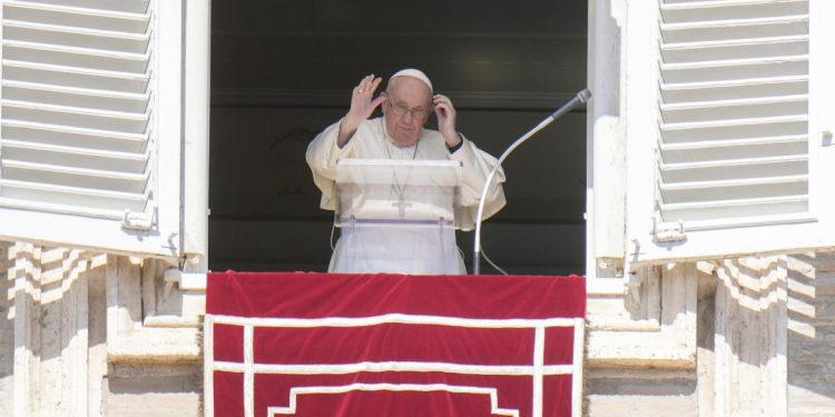 Papa Francesco, Angelus