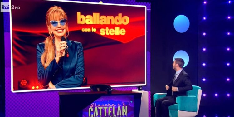 Milly Carlucci (Stasera c'è Cattelan, 2022)