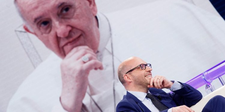 Fontana e il Papa