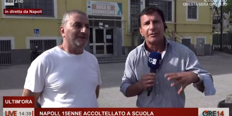 Felice, il testimone sul 16enne accoltellato a scuola a Napoli (Rai 2, diretta Ore 14)