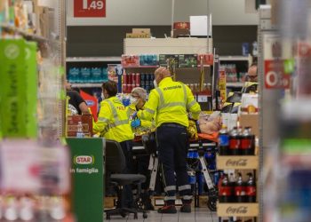 Aggressione all’interno del Carrefour di Milanofiori di Assago (Foto: 2022, Caprese)