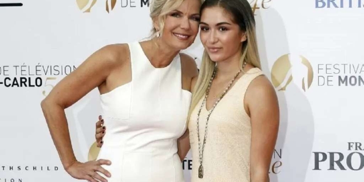 Katherine Kelly Lang e la figlia Zoe
(Foto: web)