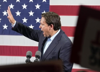 Ron DeSantis, governatore della Florida (LaPresse)