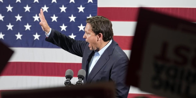 Ron DeSantis, governatore della Florida (LaPresse)