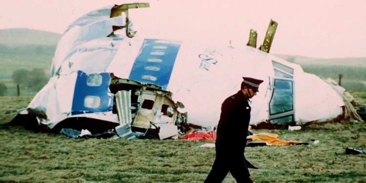 Lockerbie, esplosione a bordo del volo Pan Am (Foto: 1988, LaPresse)