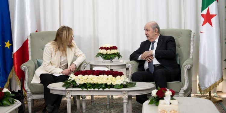 Giorgia Meloni e Abdelmadjid Tebboune (Lapresse)