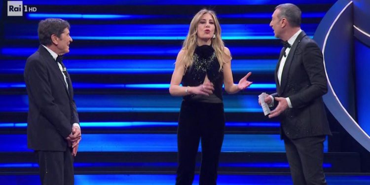 Francesca Fagnani e le mutande di Amadeus a Sanremo 2023