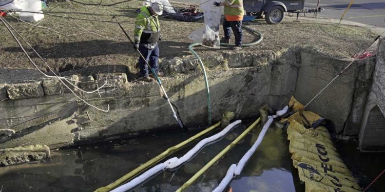 Deragliamento treno merci in Ohio (Foto: 2023, LaPresse)