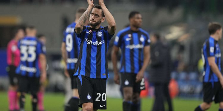 Inter Calhanoglu