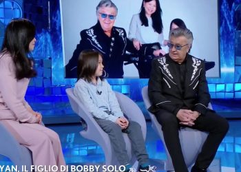 Bobby Solo, Tracy Quade e il figlio Ryan (Verissimo)