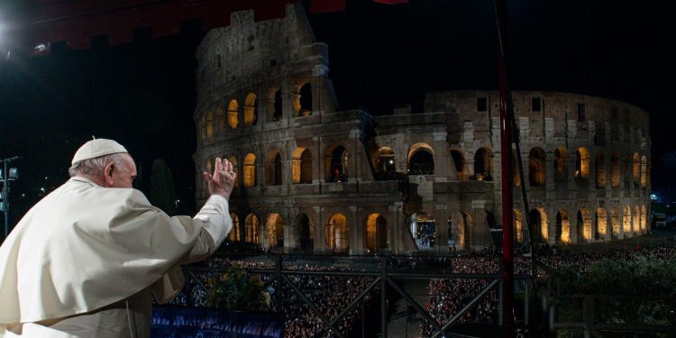 Via Crucis con Papa Francesco