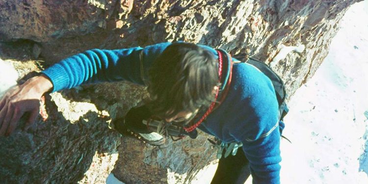 Enzo Cozzolino in arrampicata (foto dal web, archivio Cozzolino)