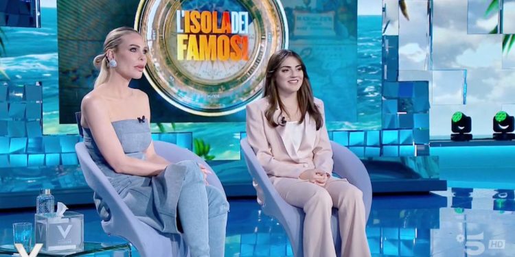 Ilary Blasi e Cristina Scuccia a Verissimo