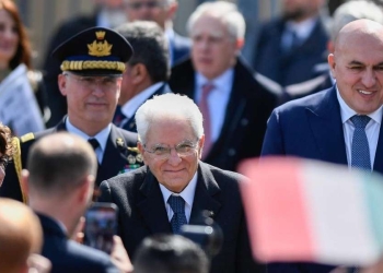 Sergio Mattarella a Cuneo per il 25 aprile (LaPresse)