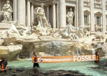 Ultima Generazione, blitz alla Fontana di Trevi