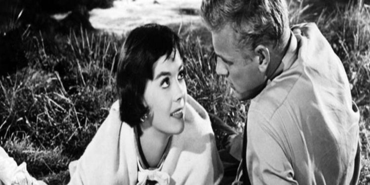 Natalie Wood e Tab Hunter in una scena del film