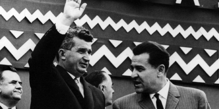 Nicolae Ceausescu negli anni 70 (LaPresse)