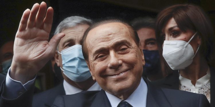 sondaggi berlusconi