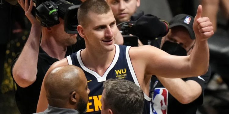 Denver Nuggets, Jokic (screen Youtube)