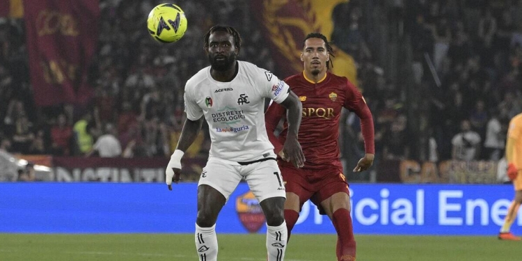 Calciomercato Roma: c'è anche M'Bala Nzola per l'attacco (Foto LaPresse)