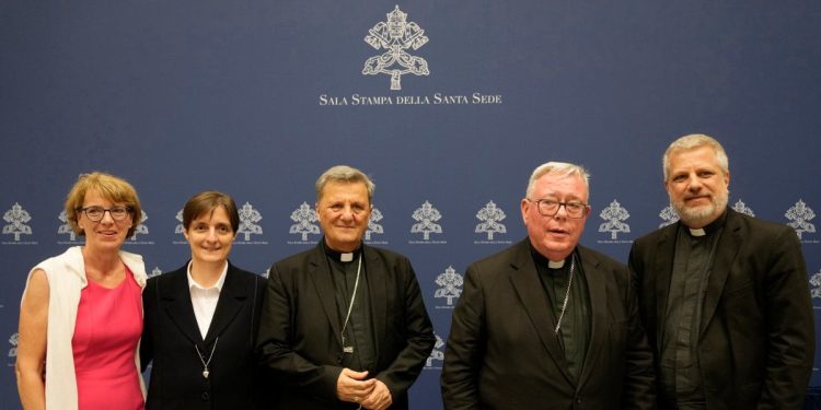 Sinodo, la presentazione in Vaticano