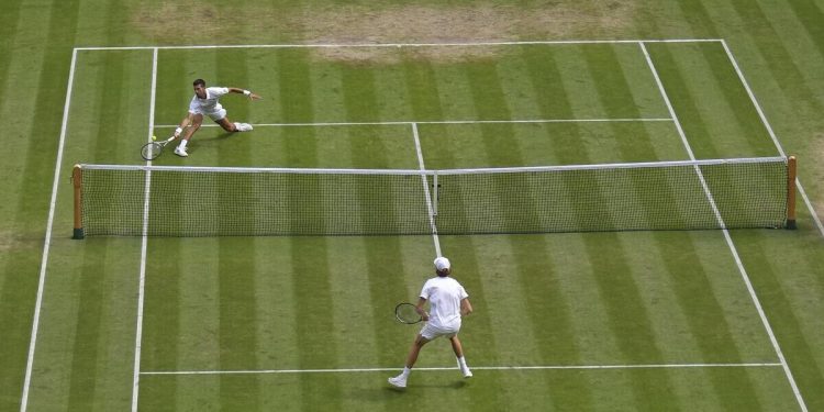 Diretta Sinner Djokovic, semifinale Wimbledon 2023 (Foto LaPresse)