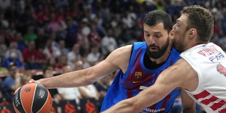 Nikola Mirotic è un nuovo giocatore dell'Olimpia Milano (Foto LaPresse)