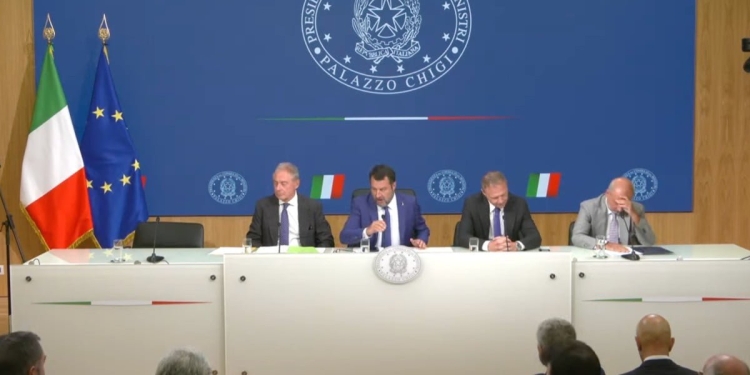 Conferenza stampa Governo