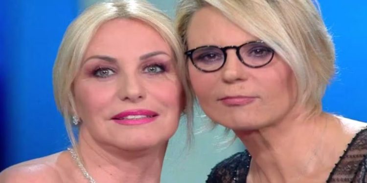 Antonella Clerici e Maria De Filippi. (Foto: Web)