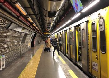 Metro Napoli bloccata oggi (screen da Youtube)